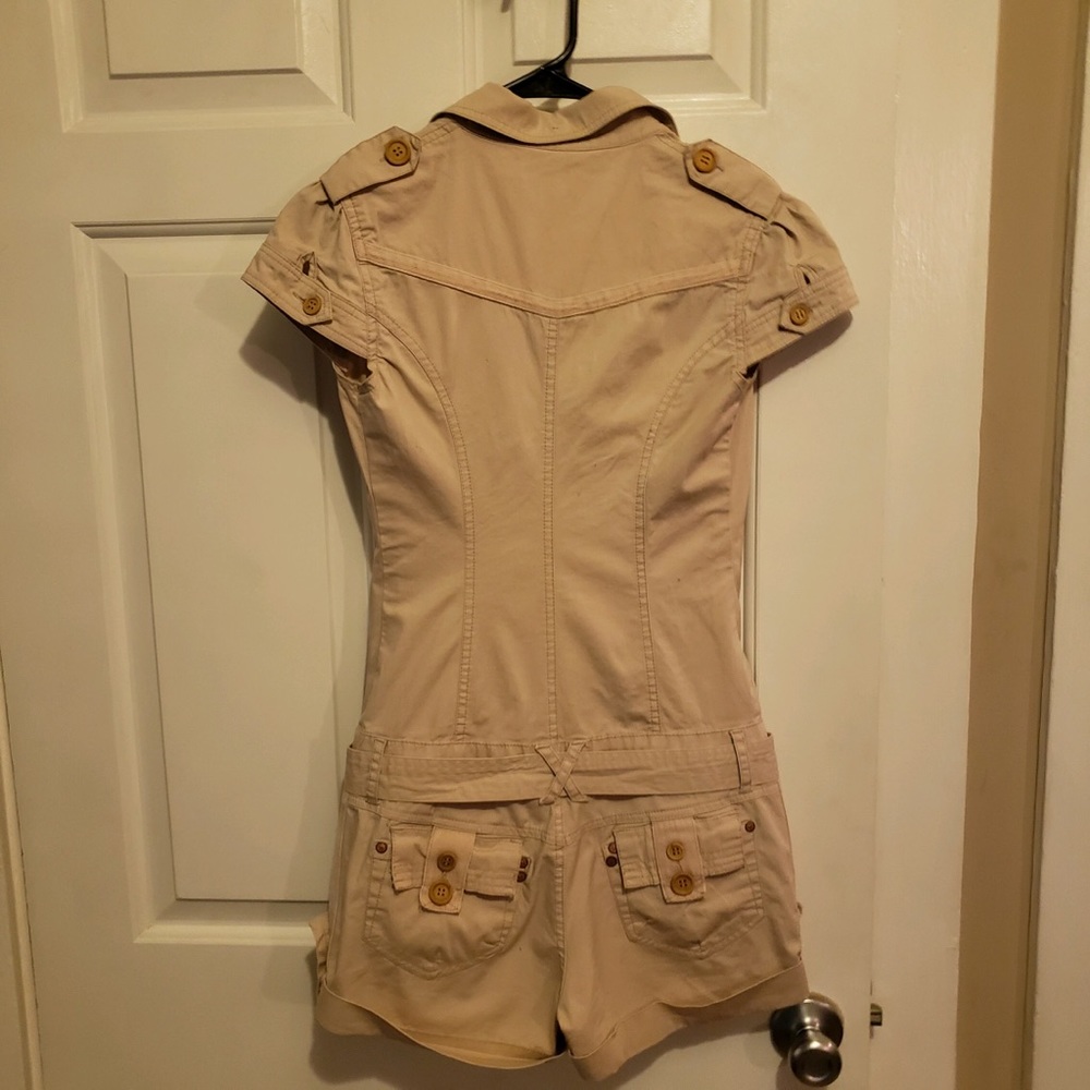 Romper! - Picture 2 of 3